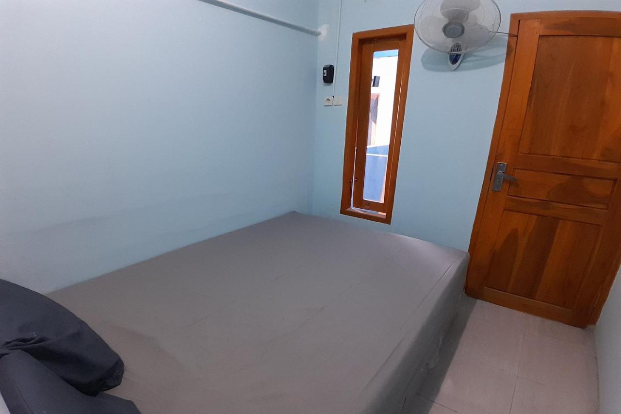 Spot On 93410 Wisma Bintang ג'פארה מראה חיצוני תמונה