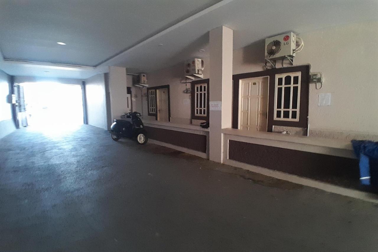Spot On 93410 Wisma Bintang ג'פארה מראה חיצוני תמונה