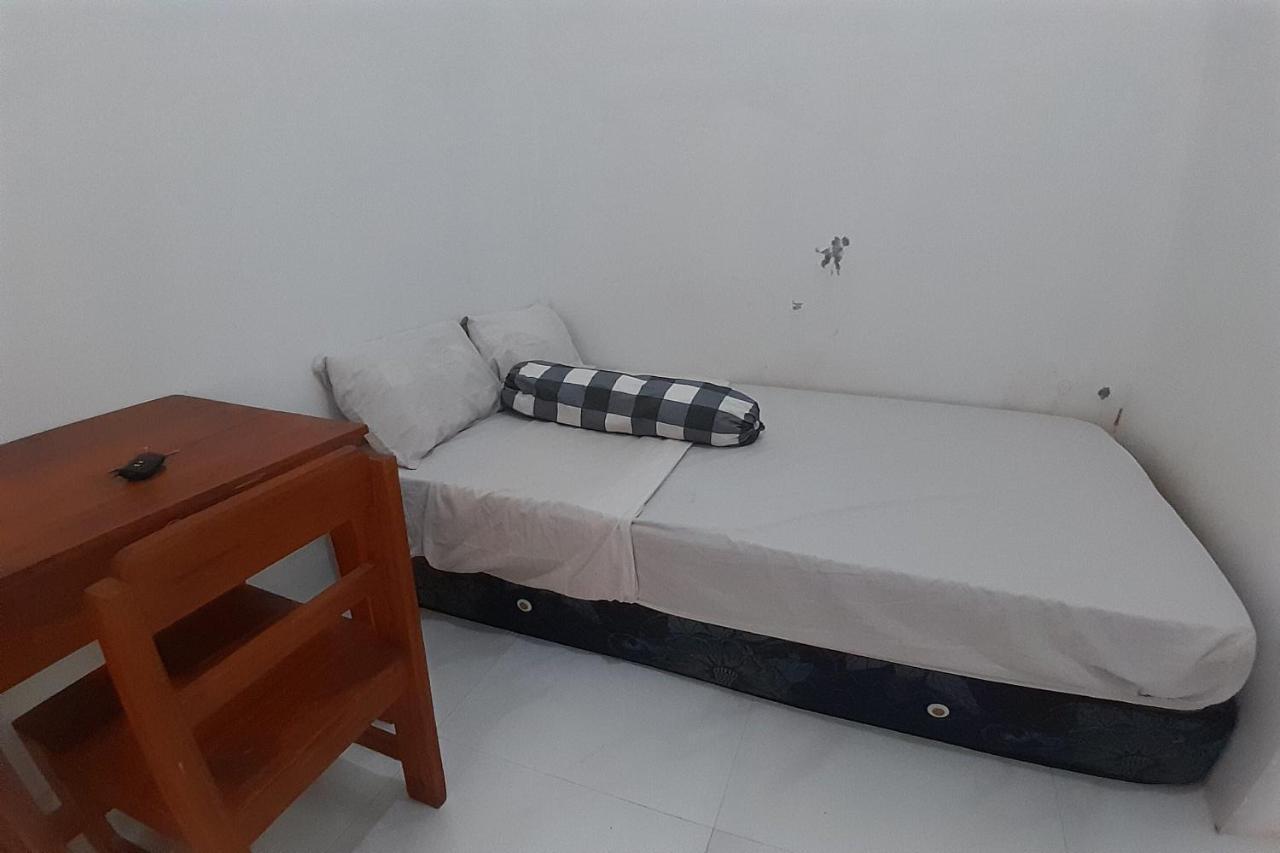 Spot On 93410 Wisma Bintang ג'פארה מראה חיצוני תמונה