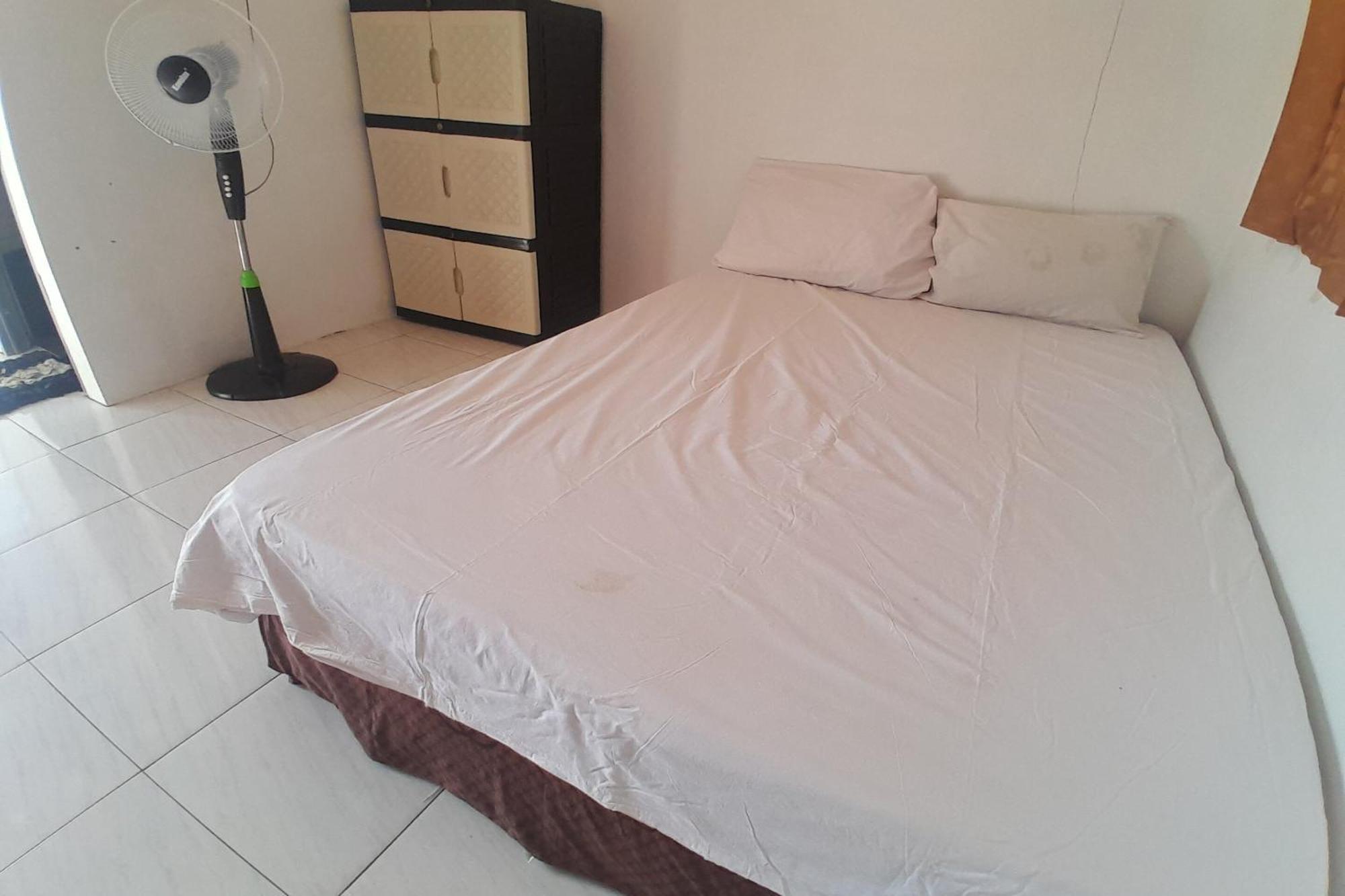 Spot On 93410 Wisma Bintang ג'פארה מראה חיצוני תמונה